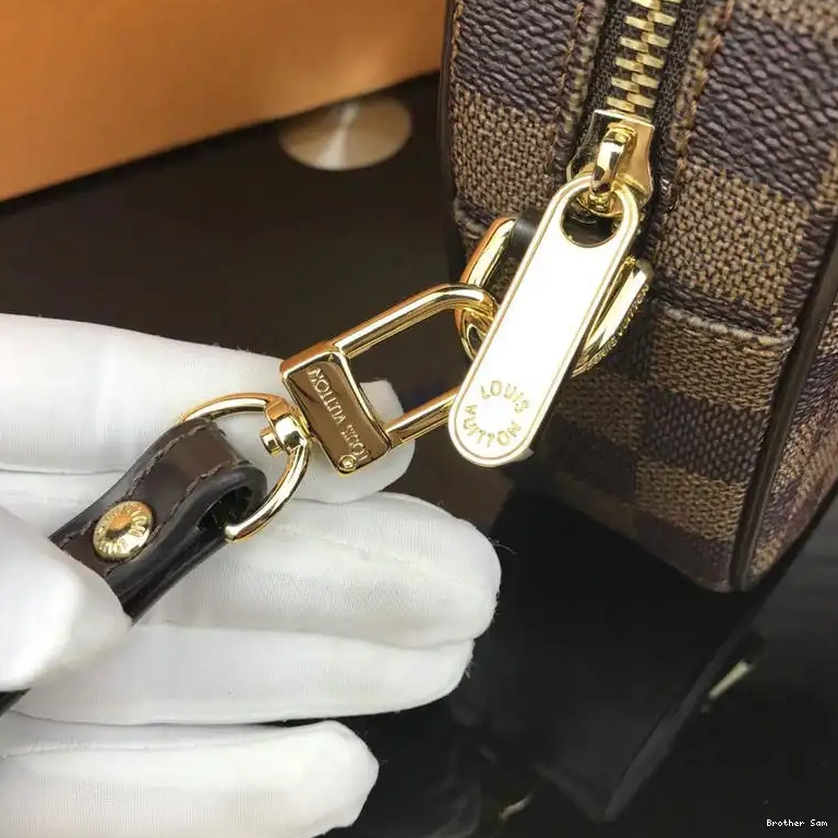 Brother Sam LV Bags 19T1L0458 0526